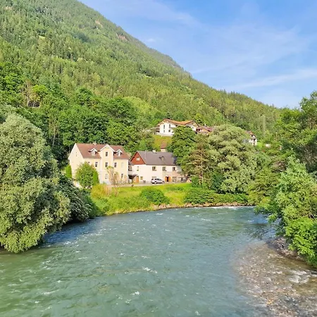 Am Fluss Apartment